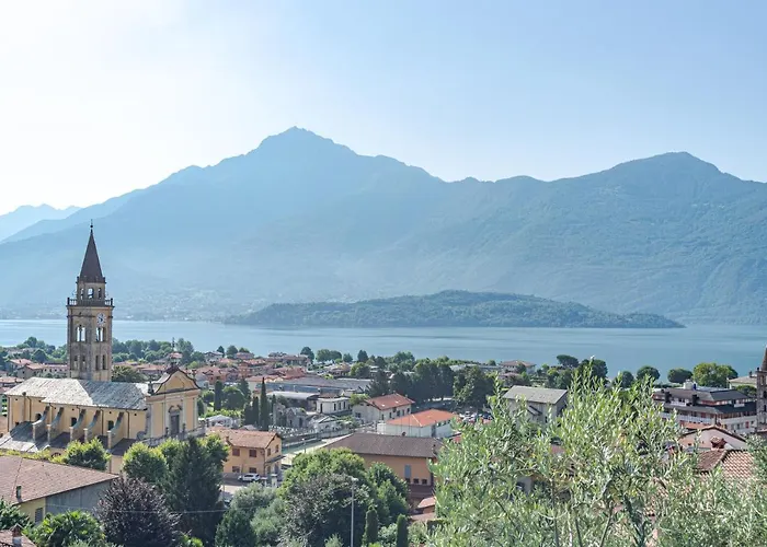 Roomy Apartament In Domaso With Small Balcony!